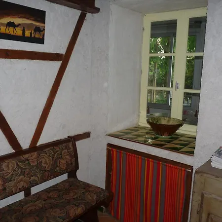 A L'ombre Des Micocouliers Holiday home